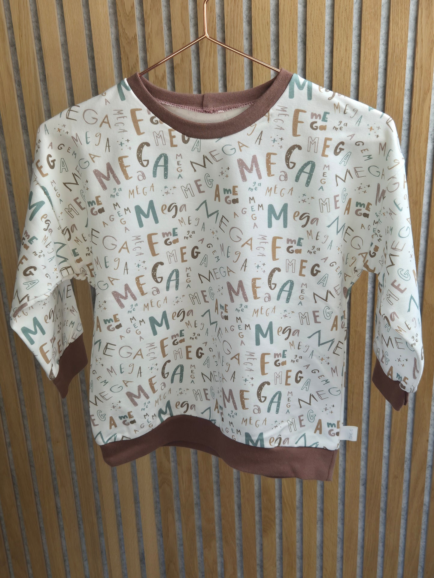 Sweater Mega Exklisiv